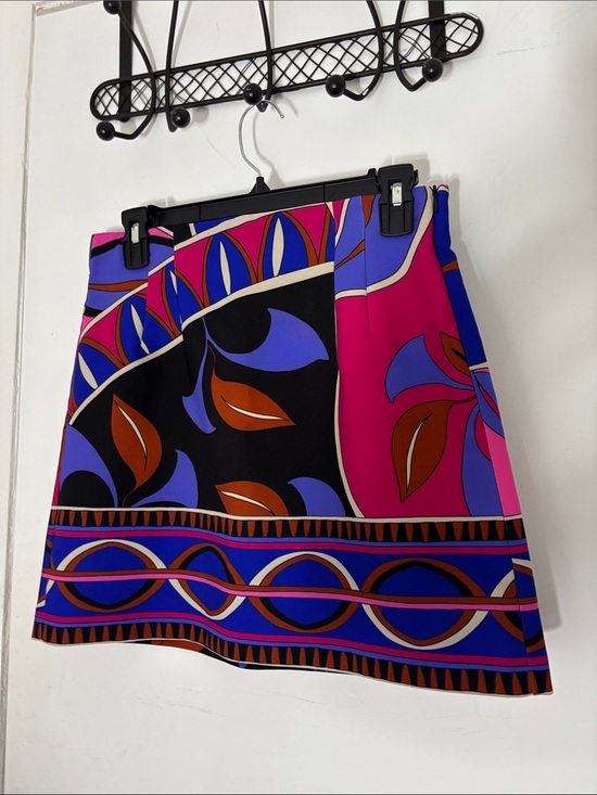 Zara Dresses & Skirts - Zara Pink, Blue & Black Graphic Print Mini Skirt